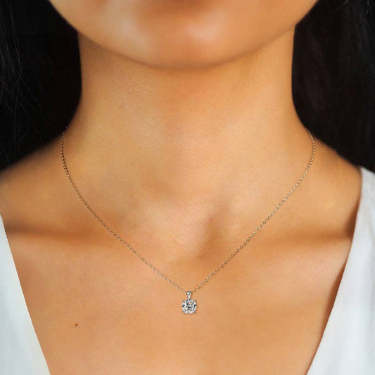 Ellé Pendant Necklace
