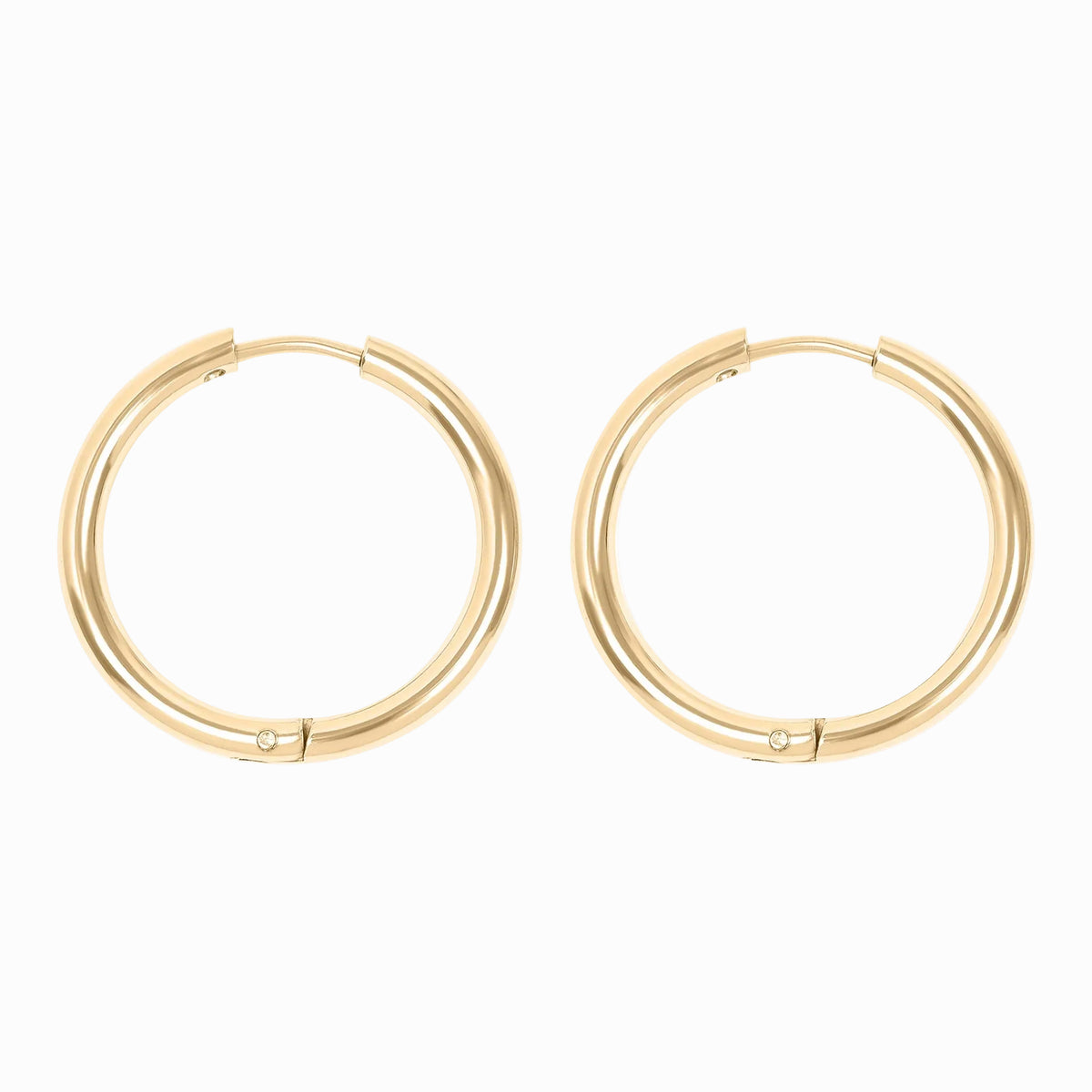 ORRÉ Everyday Hoop Earrings in a classic rounded silhouette