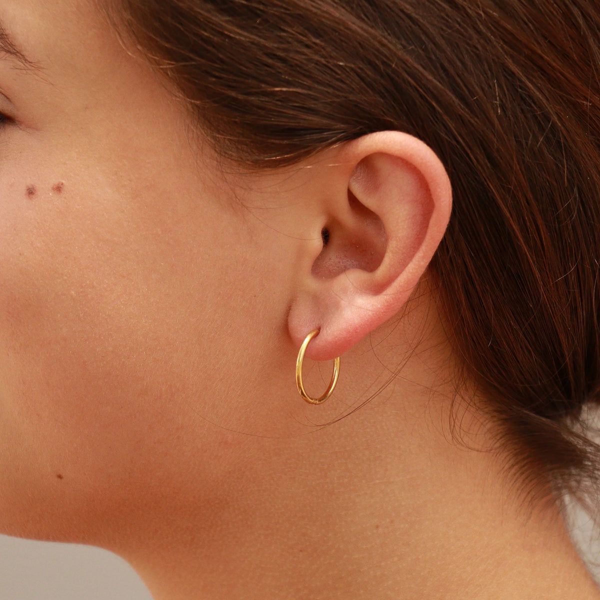 ORRÉ Hoop Earrings — jewelry product photograph