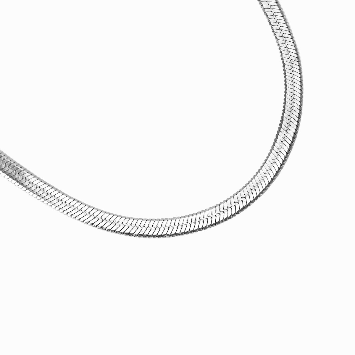 ORRÉ Herringbone Chain Necklace — jewelry product photograph